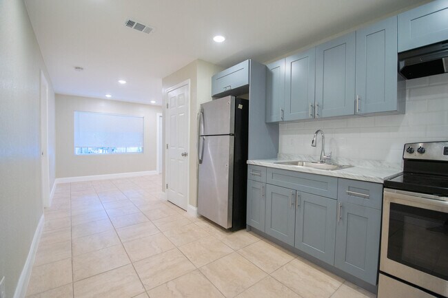 Building Photo - 508 N 23rd St