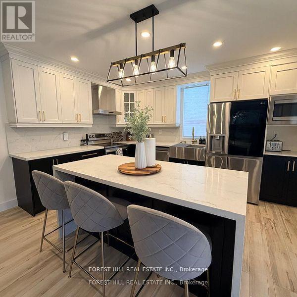 Photo du bâtiment - 102 Harbard Rd