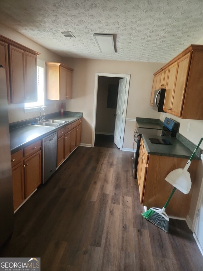 Foto del edificio - 100 Creekside Trail