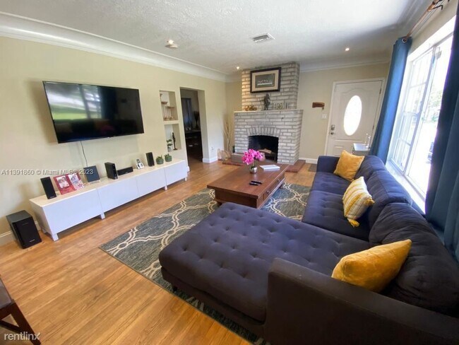 Building Photo - 3 br, 2 bath House - 111 Florida Ave # 0