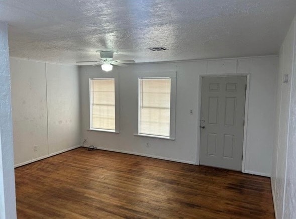 Building Photo - 3921 Thomas Ave