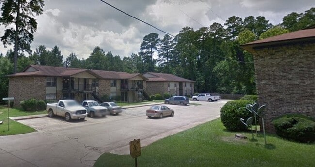 Building Photo - 1388 Adickes Allee St