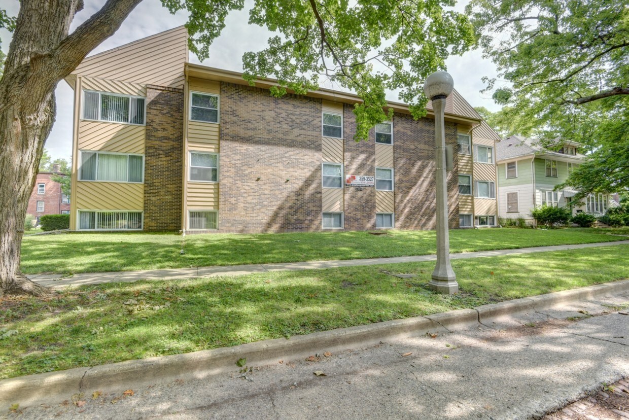 404 W High St, Urbana, IL 61801 Apartments Urbana, IL