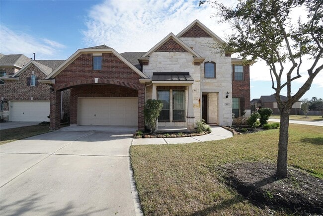 Building Photo - 215 Promenade Estates Ln