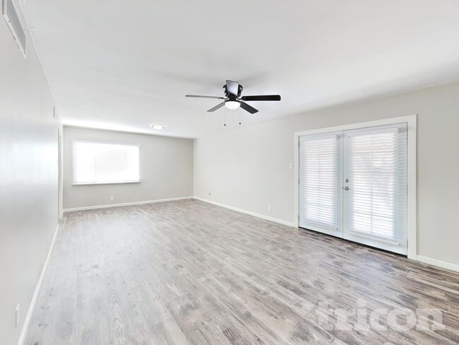 Building Photo - 1835 Childers Dr NE