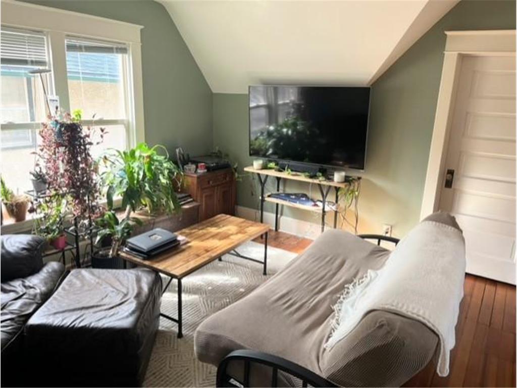 Foto principal - 998 N Jameson St