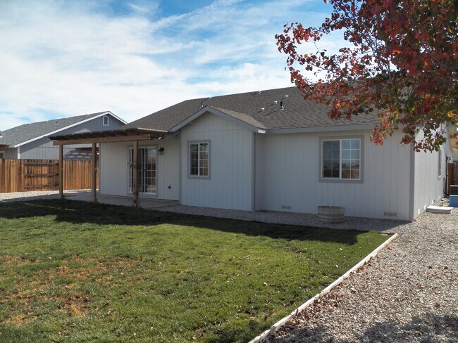 Foto del edificio - 222 Colorado Ln
