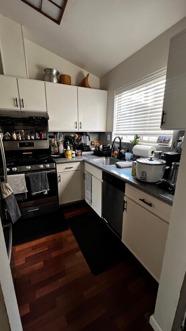 kitchen - 7574 Mountain Blvd