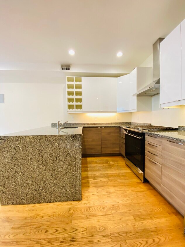 Foto principal - 275 Dorchester Ave