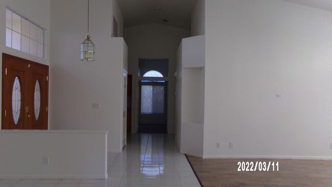 Building Photo - AMAZING GREEN VALLEY SINGLE STORY WITH PRI...