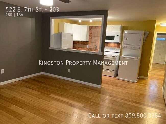 Foto del edificio - Remodeled 1 Bedroom Now Available! HOLIDAY...