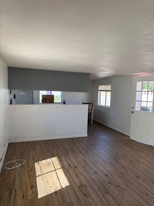 Building Photo - 881 1st St