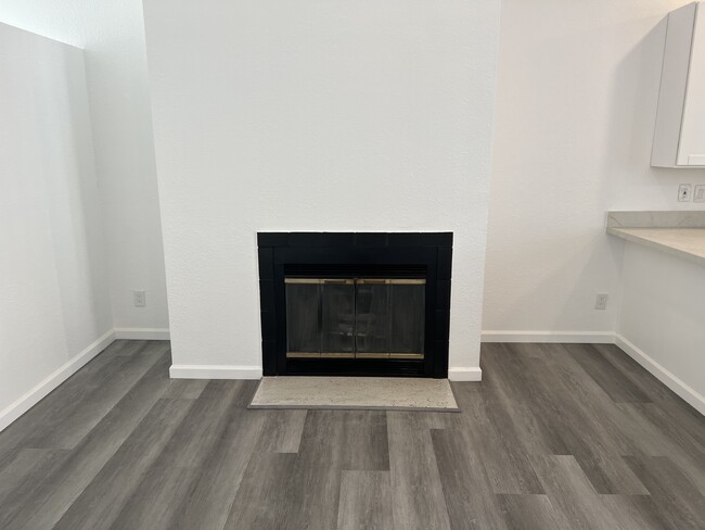 Foto del edificio - 10234 Tujunga Canyon Blvd