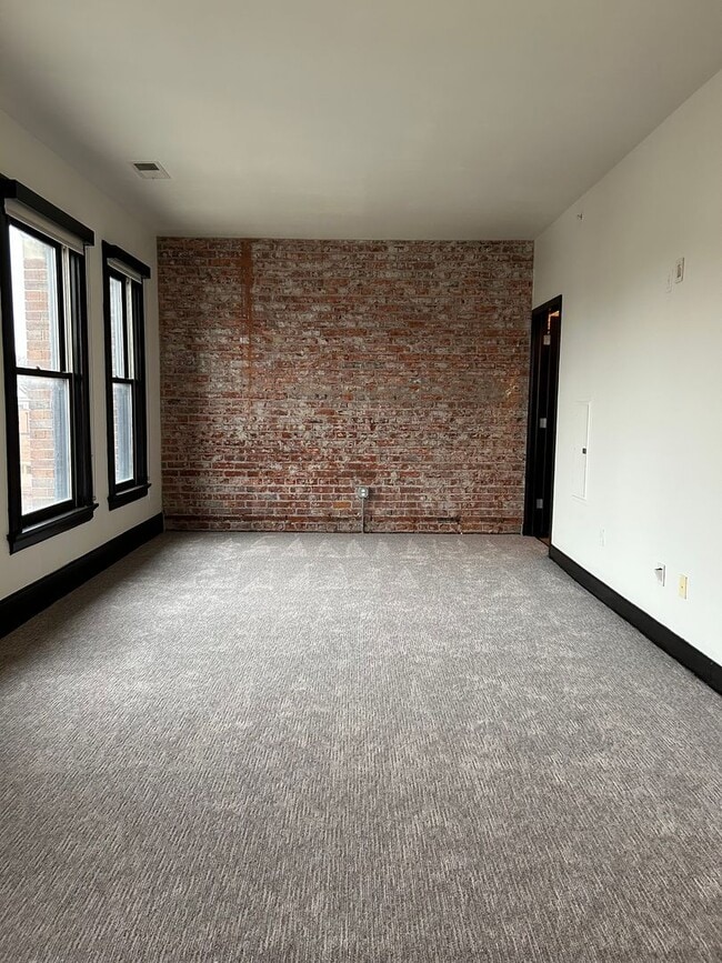 Adorable Studio Apartment in Downtown Omaha - Adorable Studio Apartment in Downtown Omaha