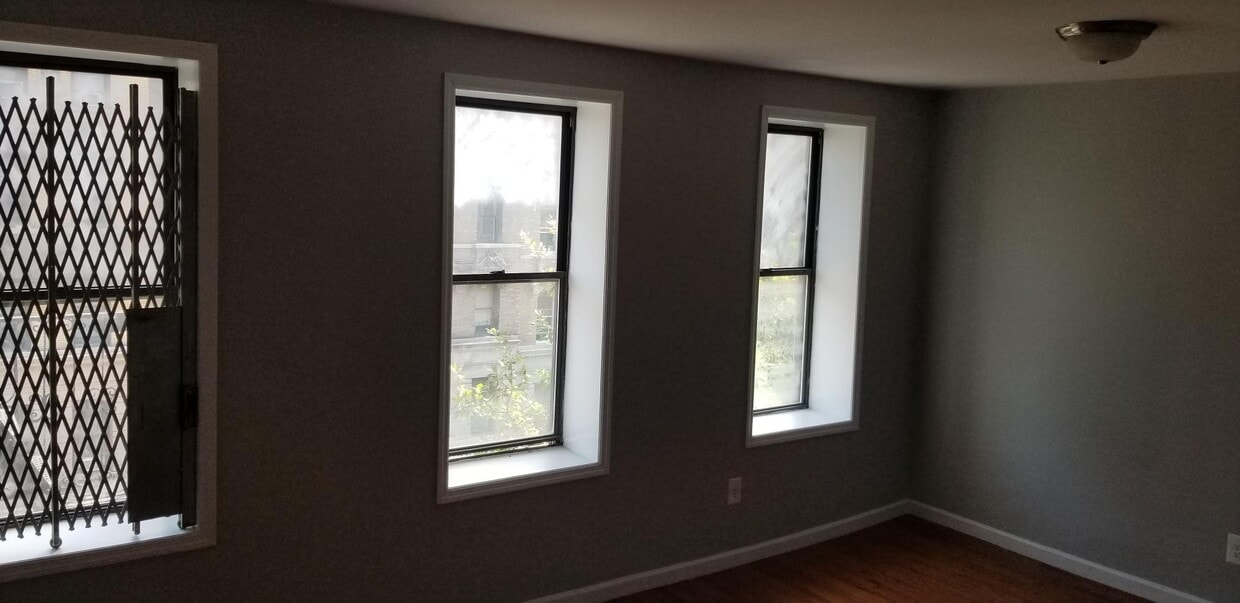 Primary Photo - 566 W 173rd St