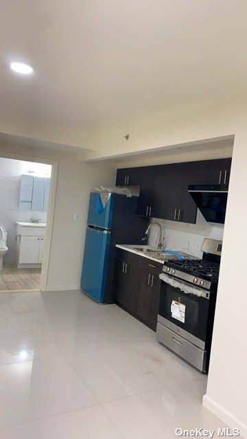 Foto del edificio - 43-27 Byrd St