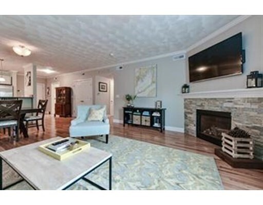 Foto del edificio - 185 Essex St