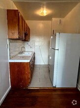 Building Photo - 1523 N McCadden Pl