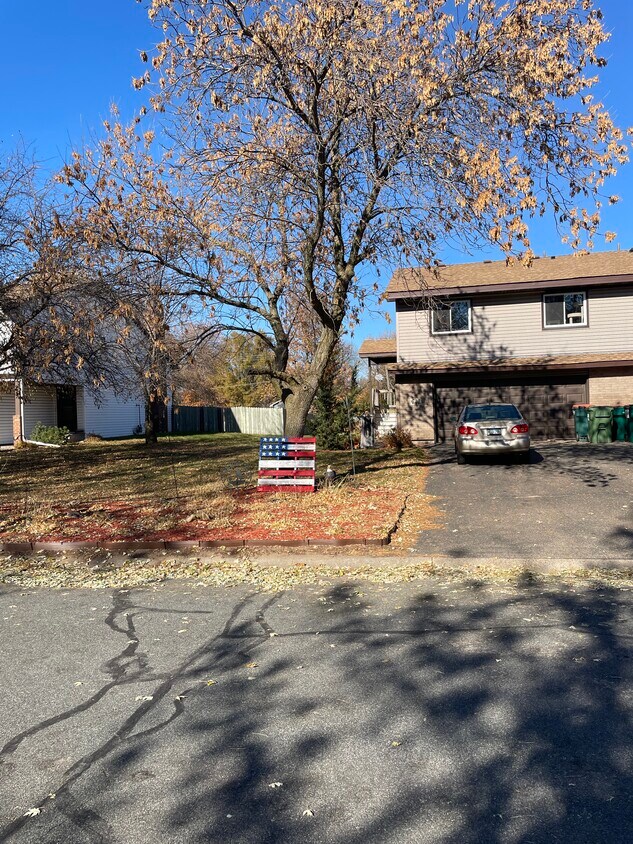 Outside - 741 98th Ln NE