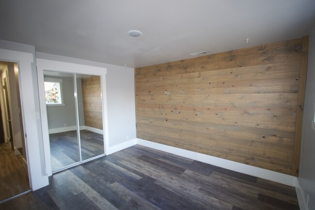 Building Photo - 1210 W 820 N