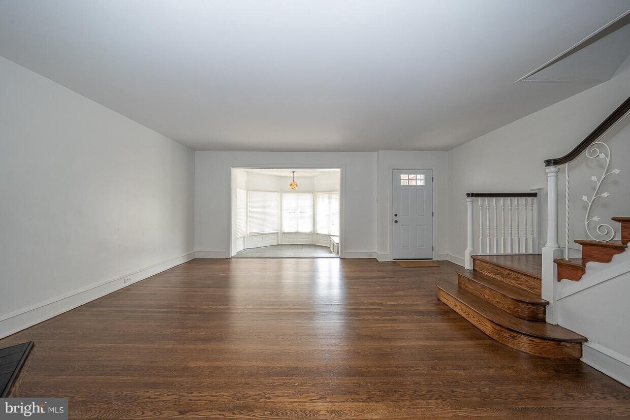 Foto principal - 6461 Morris Park Rd