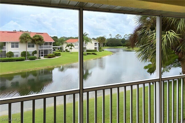 Foto del edificio - 5035 Cedar Springs Dr