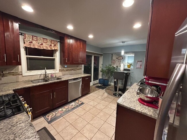 Building Photo - 1471 Brandywyn Ln