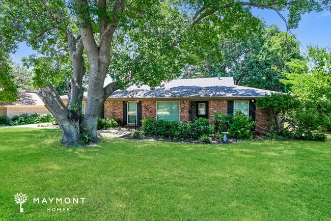 Building Photo - 6416 Wrigley Way