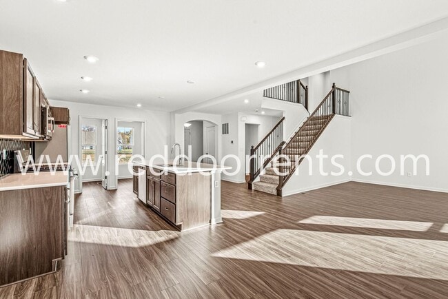 Building Photo - 6903 Oakdale Ln