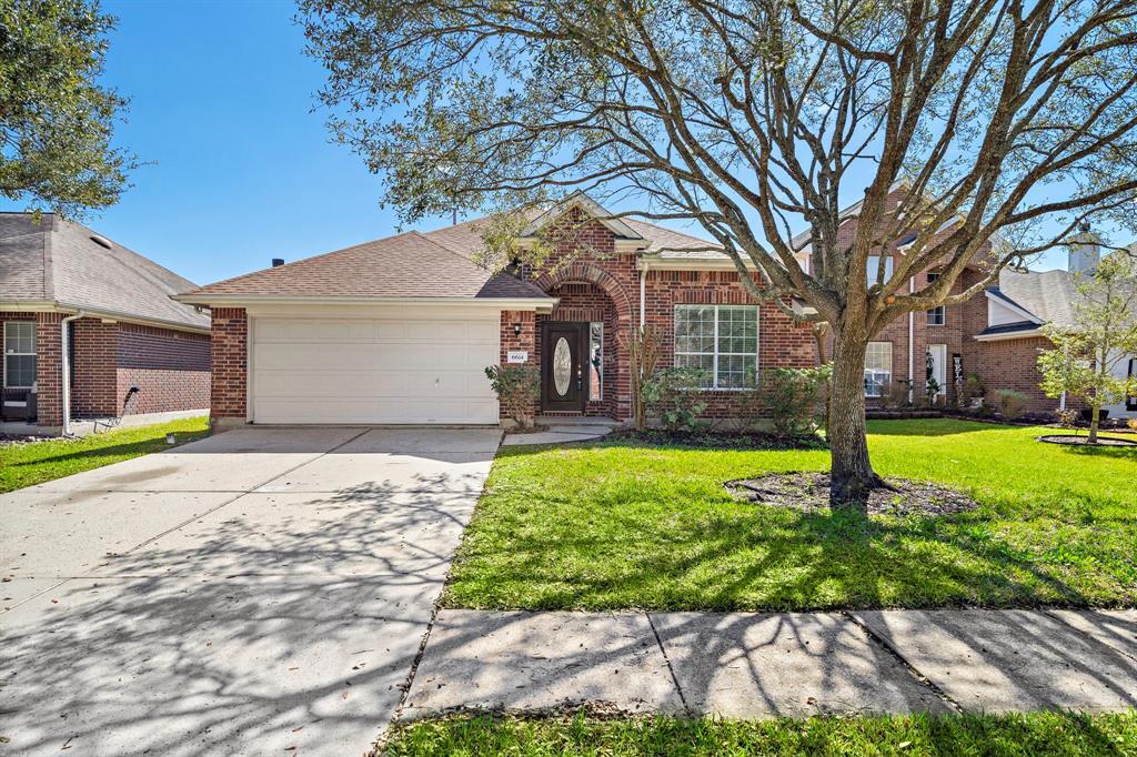 Foto principal - 6614 Mahan Wood Dr