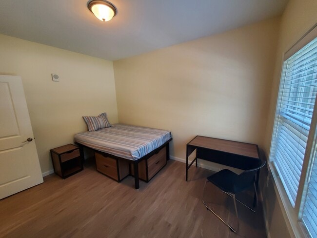 Photo - Tower Hill Landings Apartments