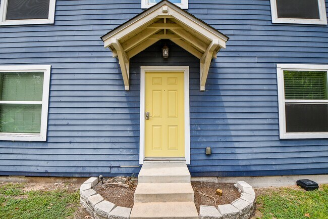 Building Photo - 1009 Enid St