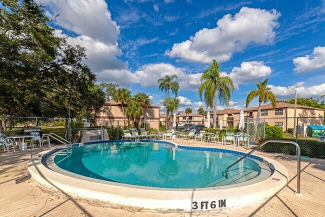 Building Photo - 5026 Water Oak Dr