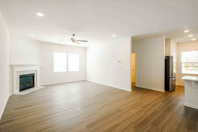 Building Photo - 445 Brook Ave