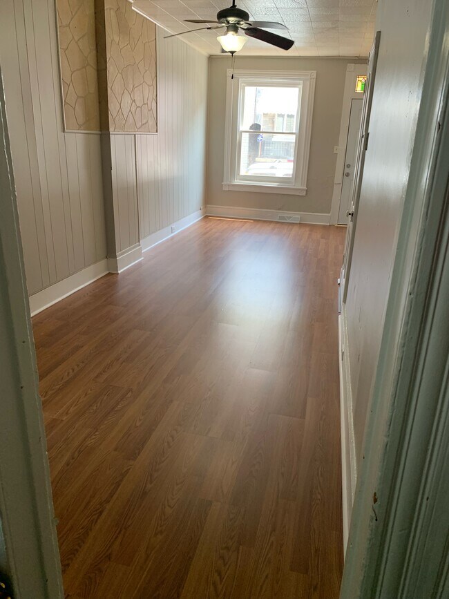 Photo - 646 Birch St House