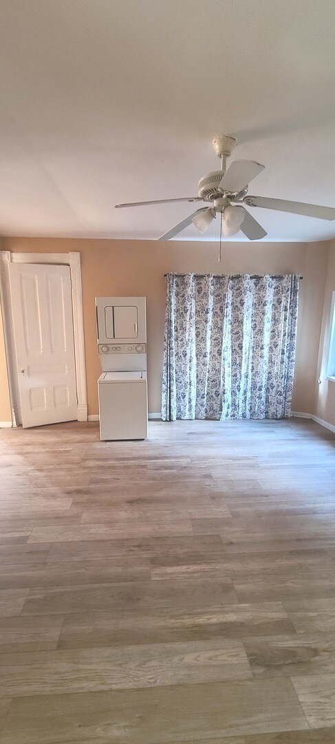 Foto del edificio - 1332 W 18th St