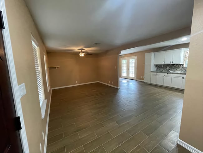 Photo - 531 Roper St House