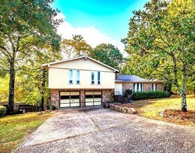 Building Photo - 12805 Rivercrest Dr
