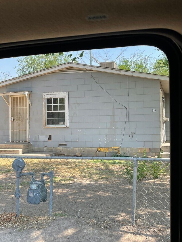 Primary Photo - 2 br, 1 bath House - 518 W McGaffey