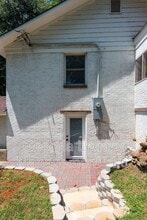 Building Photo - 2615 W Main St