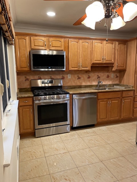Foto del edificio - 2789 E 65th St