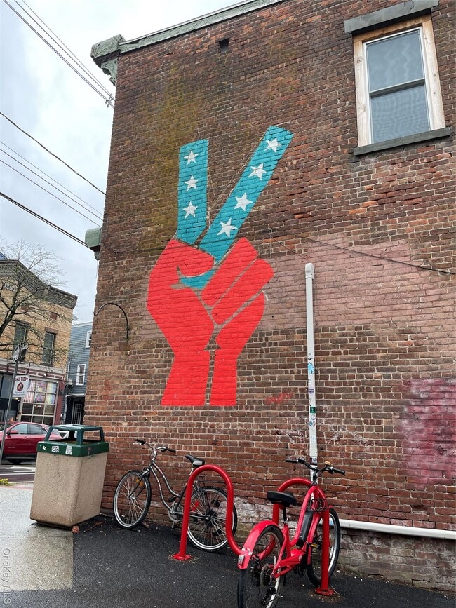 Building Photo - 59 Main St