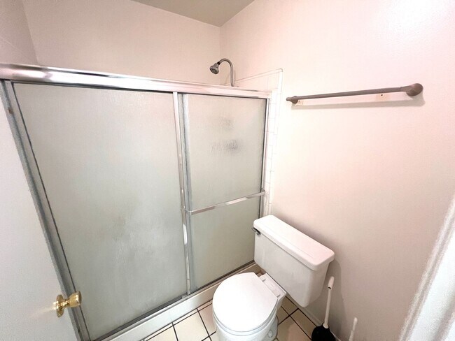 Foto del edificio - Beautiful home located in desirable Irvine community!