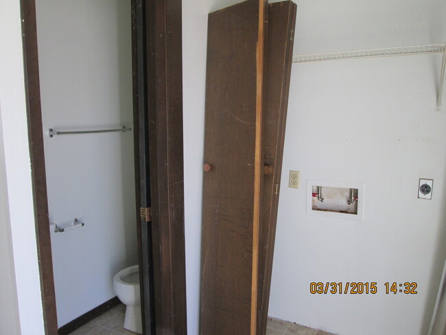 Foto del edificio - 735/737 Rundell