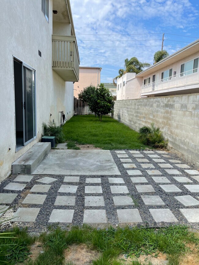 Foto del edificio - 1808 Mackay Ln
