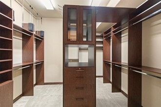 Building Photo - 7414 Newbury Trail