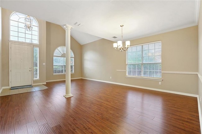 Building Photo - 7995 Quiet Meadow Ln