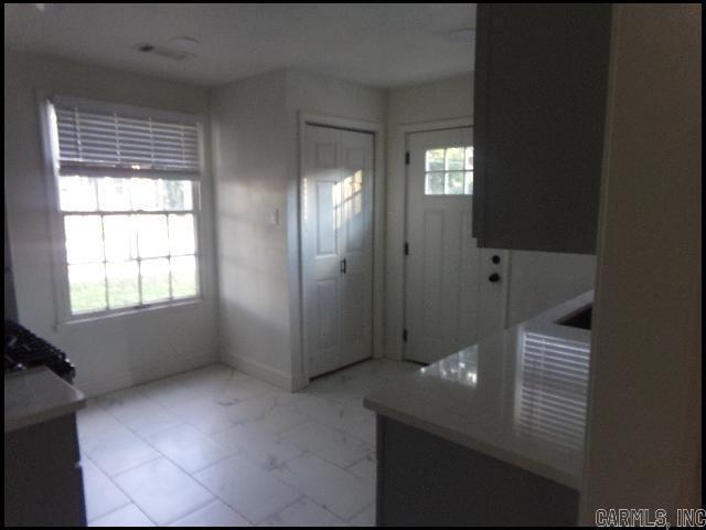 Foto del edificio - 2318 S Louisiana St