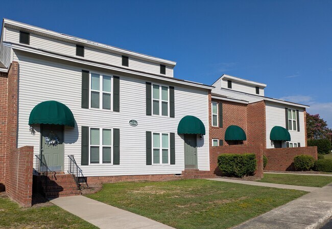 Foto del edificio - Lexington Place Apartments