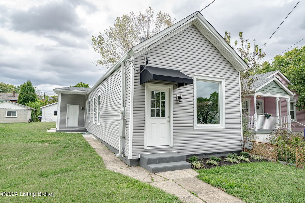 Photo - 1246 Schiller Avenue